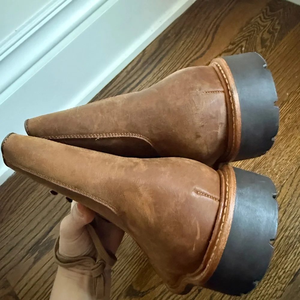 Warfield & Grand men’s cognac brown leather cap toe  Gresham boots Sz 11.5